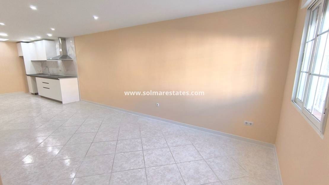 2 bedroom Bungalow for sale in El Chaparral - € 119,000 (Ref: 9488882)