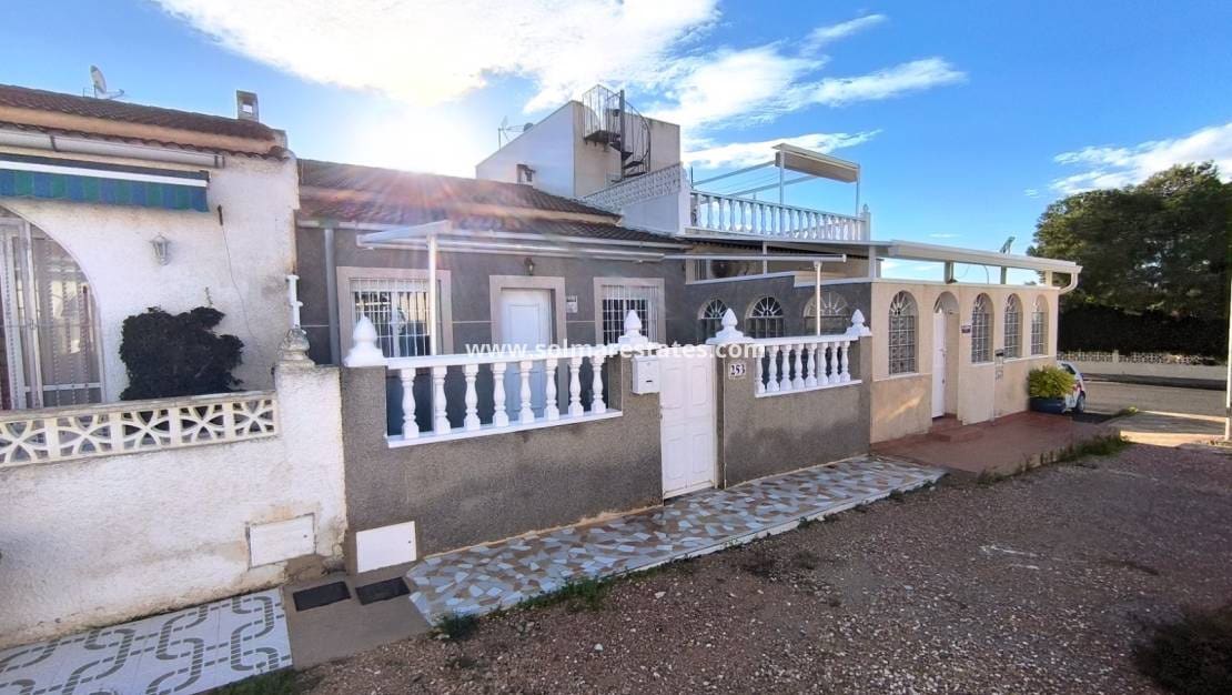 2 bedroom Bungalow for sale in El Chaparral - € 119,000 (Ref: 9488882)