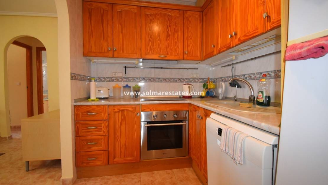 2 chambre Bungalow à vendre à Playa Flamenca avec piscine - 175 000 € (Ref: 9496466)