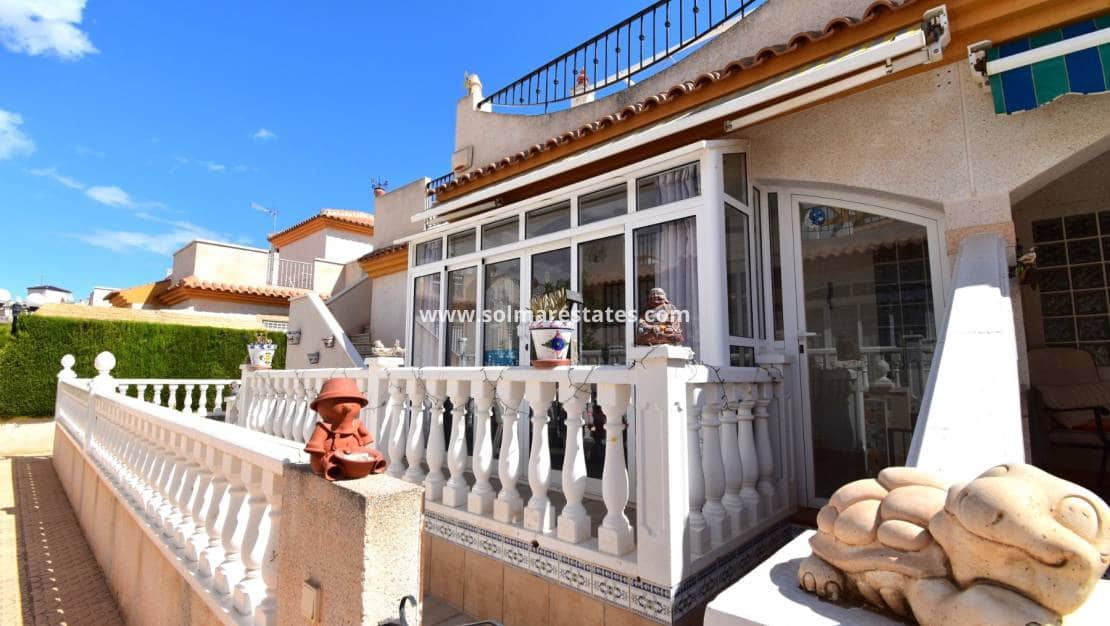 2 chambre Bungalow à vendre à Playa Flamenca avec piscine - 175 000 € (Ref: 9496466)