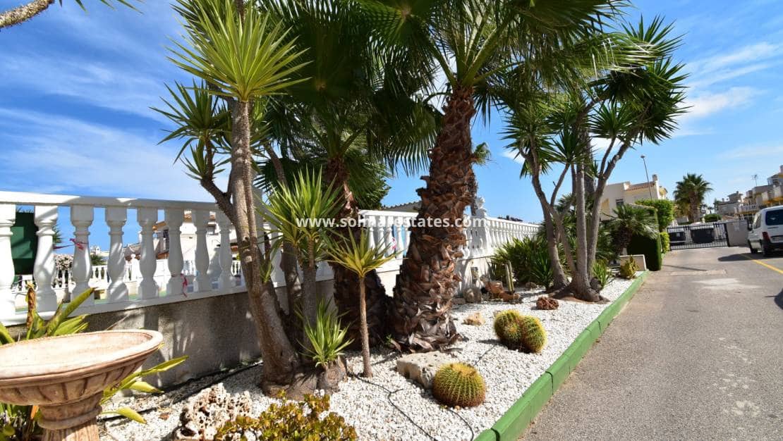 2 chambre Bungalow à vendre à Playa Flamenca avec piscine - 175 000 € (Ref: 9496466)