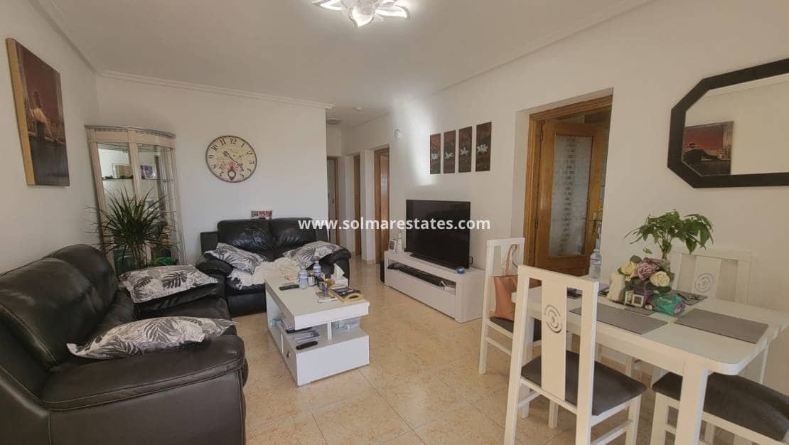 3 bedroom Bungalow for sale in Los Montesinos with pool - € 215,000 (Ref: 9500040)