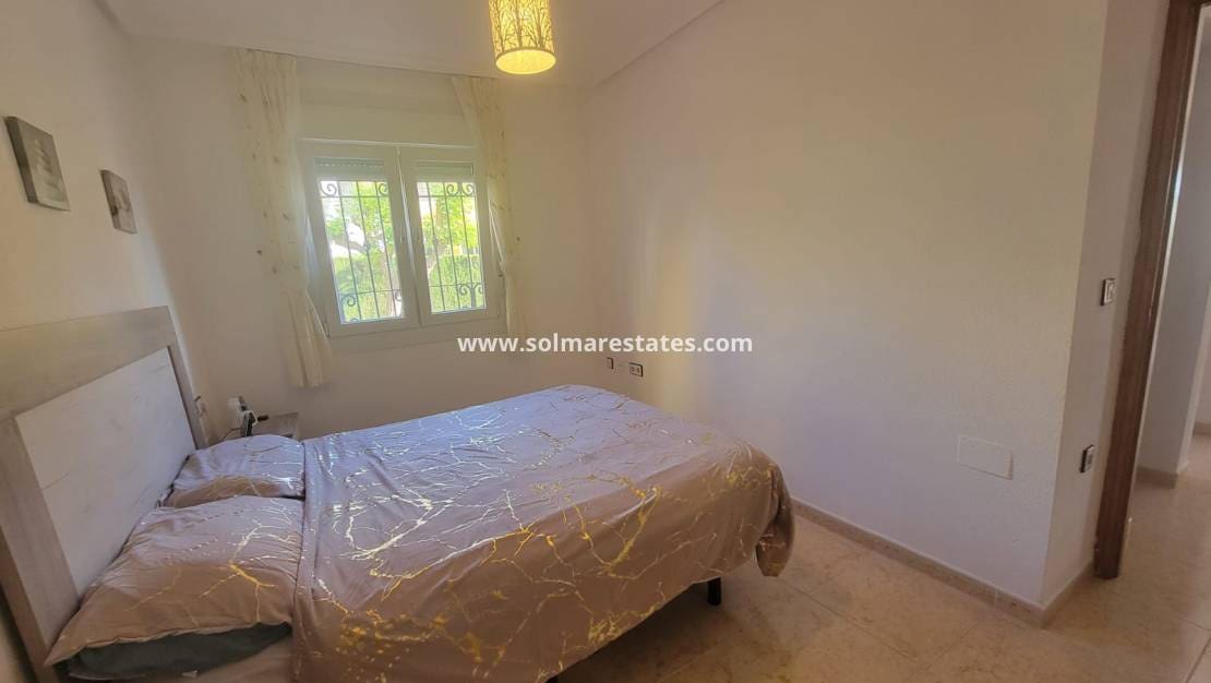 3 bedroom Bungalow for sale in Los Montesinos with pool - € 215,000 (Ref: 9500040)