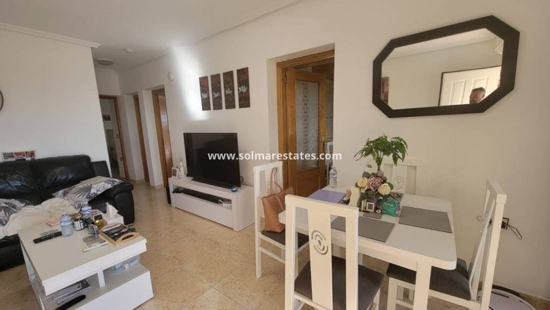 3 bedroom Bungalow for sale in Los Montesinos with pool - € 215,000 (Ref: 9500040)