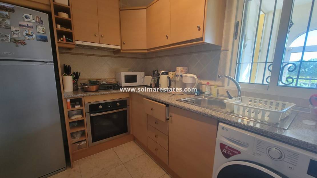 3 bedroom Bungalow for sale in Los Montesinos with pool - € 215,000 (Ref: 9500040)