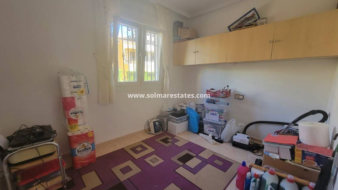 3 bedroom Bungalow for sale in Los Montesinos with pool - € 215,000 (Ref: 9500040)