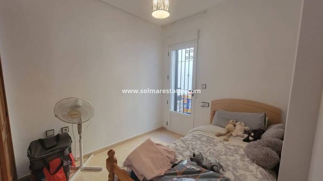 3 bedroom Bungalow for sale in Los Montesinos with pool - € 215,000 (Ref: 9500040)