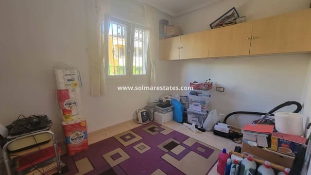3 bedroom Bungalow for sale in Los Montesinos with pool - € 215,000 (Ref: 9500040)