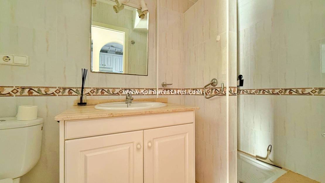 2 Zimmer Haus zu verkaufen in Campoamor mit Pool - 215.000 € (Ref: 9502925)