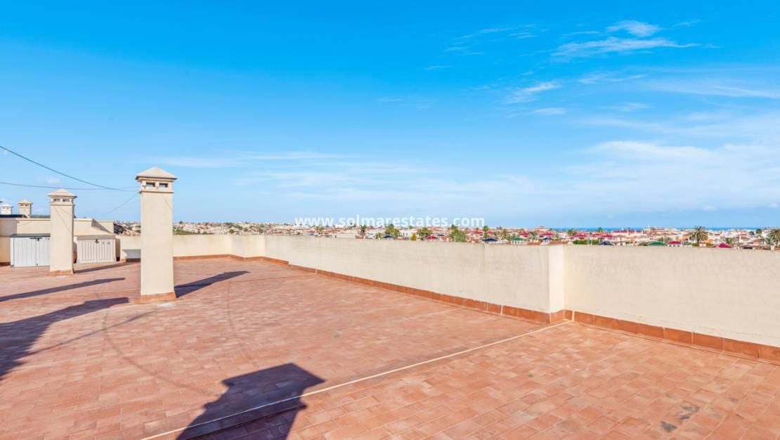 2 bedroom Apartment for sale in Playa Flamenca with pool - € 189,900 (Ref: 9502926)