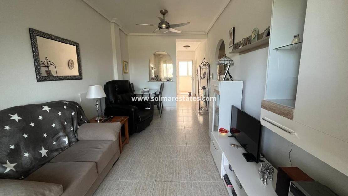 2 bedroom Apartment for sale in Almoradi with pool - € 119,995 (Ref: 9502927)