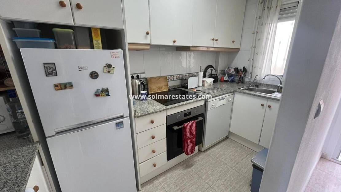 2 bedroom Apartment for sale in Almoradi with pool - € 119,995 (Ref: 9502927)
