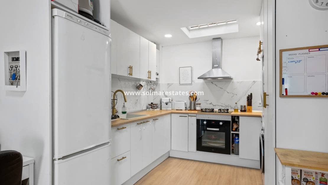 2 Zimmer Bungalow zu verkaufen in La Siesta - 130.000 € (Ref: 9503645)