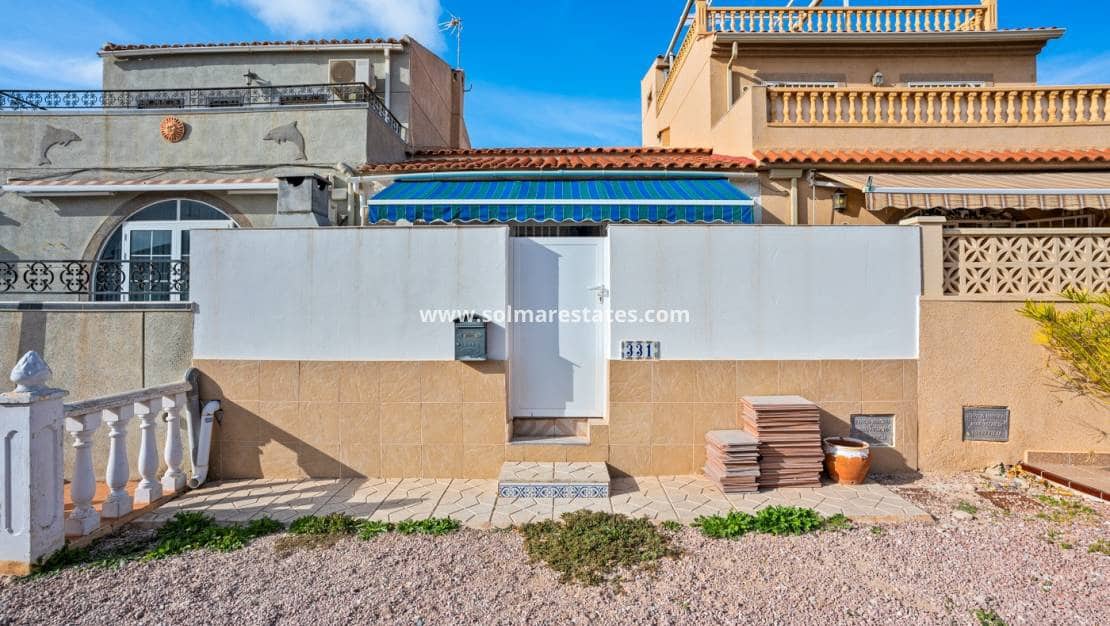 2 Zimmer Bungalow zu verkaufen in La Siesta - 130.000 € (Ref: 9503645)