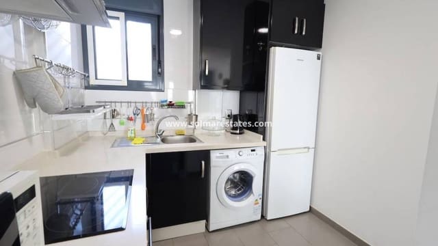 2 slaapkamer Appartement te koop in La Zenia, Orihuela met zwembad - € 280.000 (Ref: 9506254)
