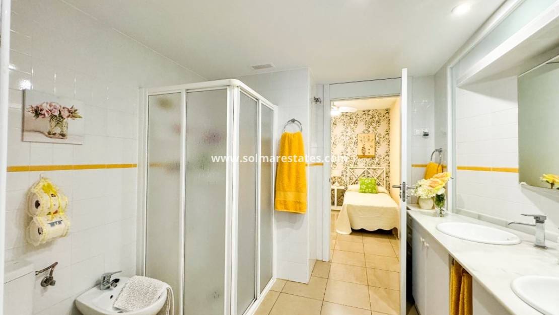 2 bedroom Apartment for sale in Playa Flamenca with pool - € 270,000 (Ref: 9510127)