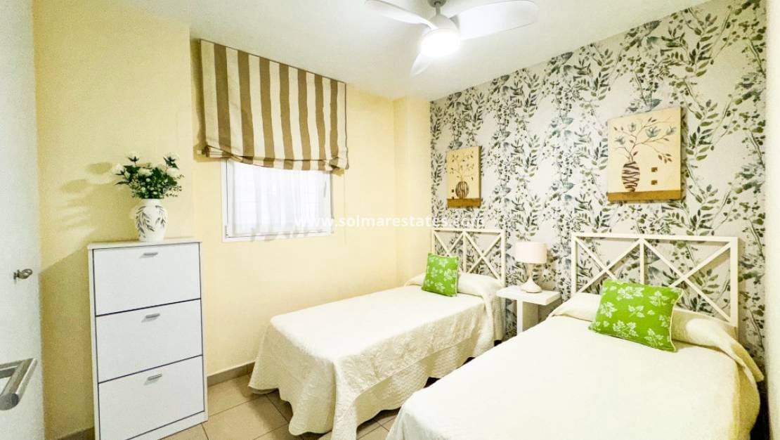 2 bedroom Apartment for sale in Playa Flamenca with pool - € 270,000 (Ref: 9510127)