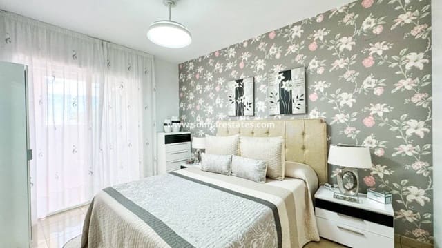 2 bedroom Apartment for sale in Playa Flamenca, Orihuela with pool - € 270,000 (Ref: 9510127)