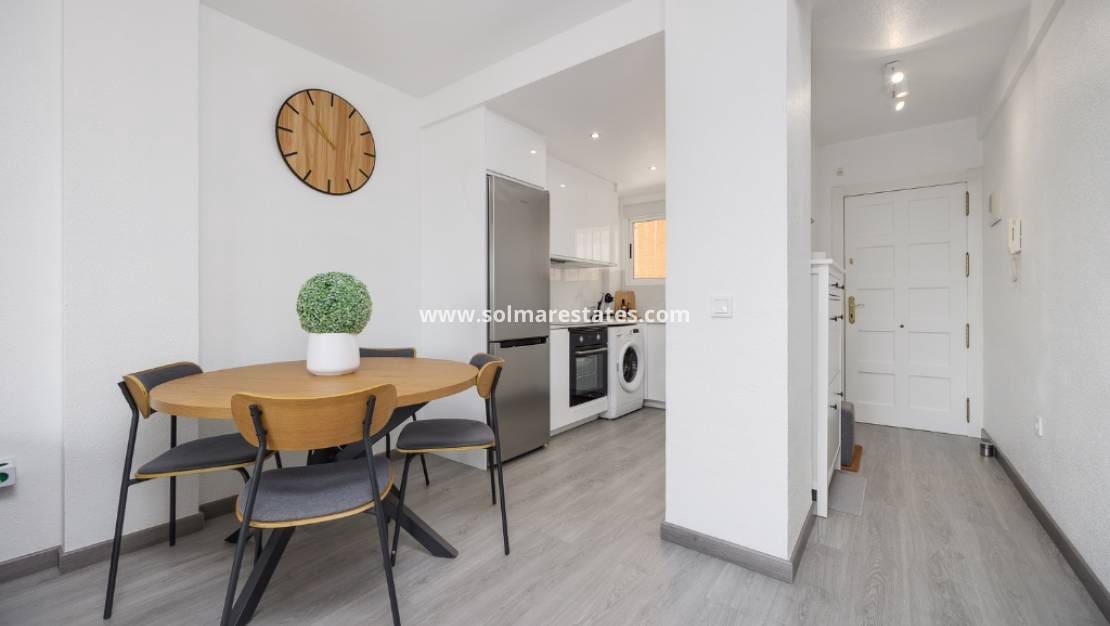 2 soveværelse Lejlighed til salg i Rocio del Mar med swimmingpool - € 189.900 (Ref: 9510128)