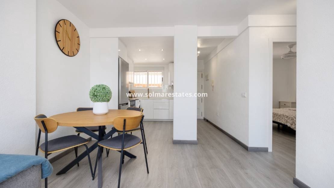 2 soveværelse Lejlighed til salg i Rocio del Mar med swimmingpool - € 189.900 (Ref: 9510128)