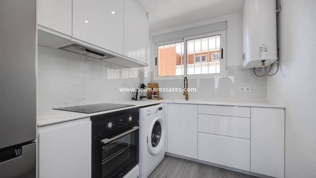 2 soveværelse Lejlighed til salg i Rocio del Mar, Torrevieja med swimmingpool - € 189.900 (Ref: 9510128)