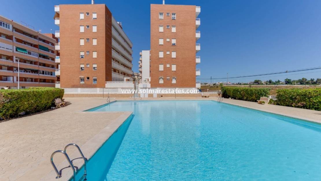 2 soveværelse Lejlighed til salg i Rocio del Mar med swimmingpool - € 189.900 (Ref: 9510128)