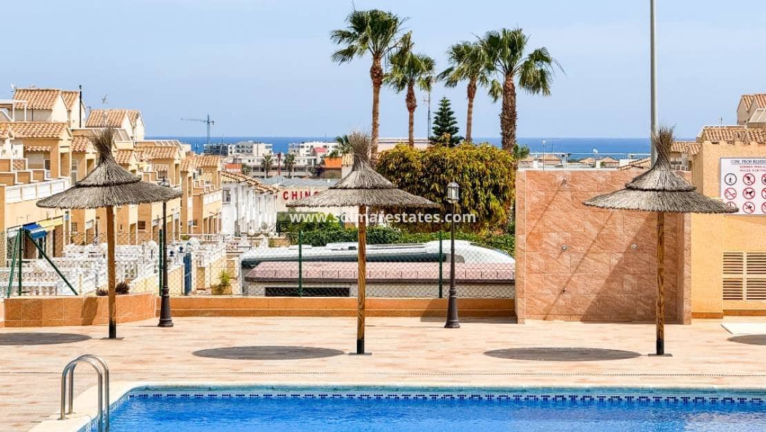 2 slaapkamer Appartement te koop in Orihuela Costa met zwembad - € 150.000 (Ref: 9510129)