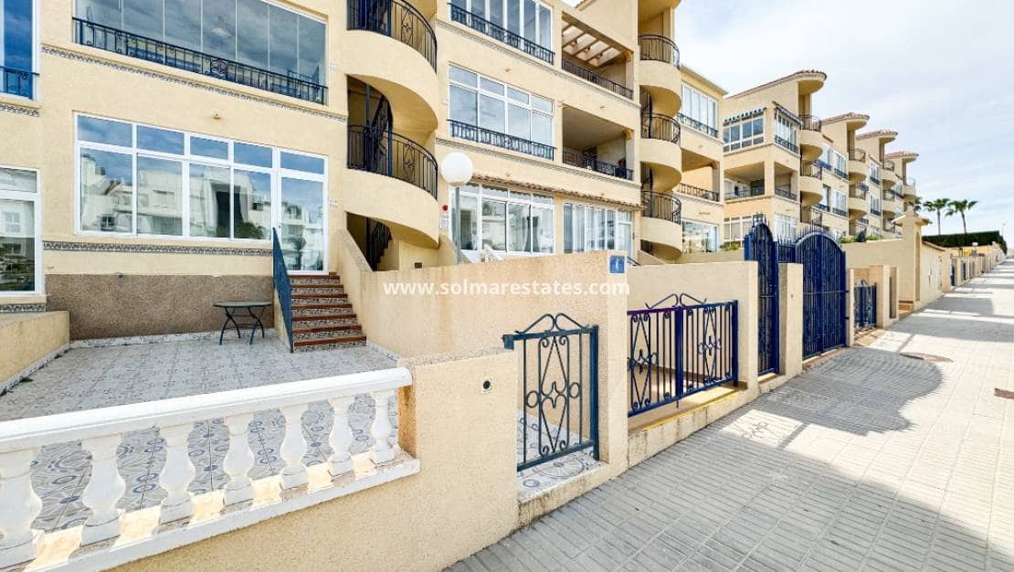 2 slaapkamer Appartement te koop in Orihuela Costa met zwembad - € 150.000 (Ref: 9510129)