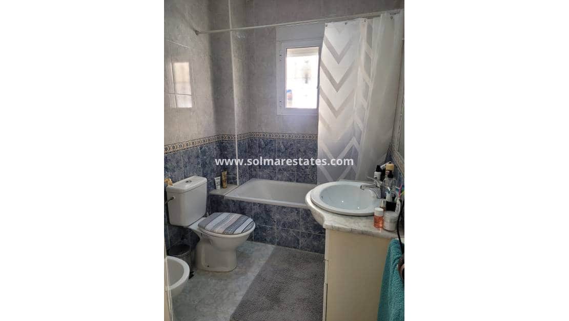Casa de 2 habitaciones en Algorfa en venta con piscina - 164.995 € (Ref: 9510223)