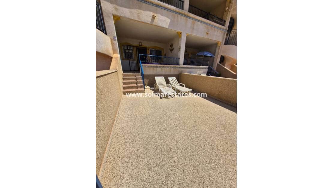 2 Zimmer Apartment zu verkaufen in Orihuela Costa mit Pool - 139.000 € (Ref: 9516343)