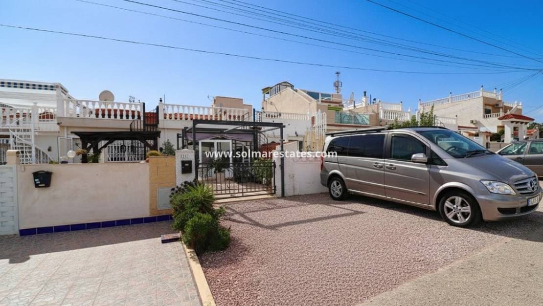 2 bedroom Townhouse for sale in Ciudad Quesada - € 164,950 (Ref: 9516344)