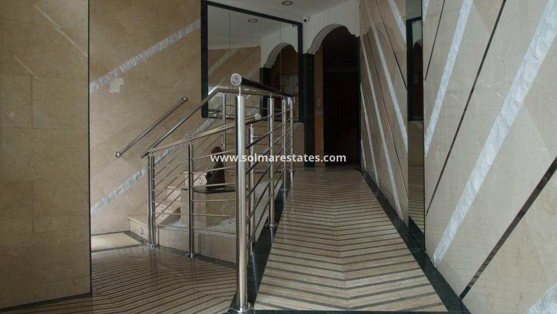 2 makuuhuone Huoneisto myytävänä paikassa Formentera del Segura mukana uima-altaan - 100 000 € (Ref: 9516345)