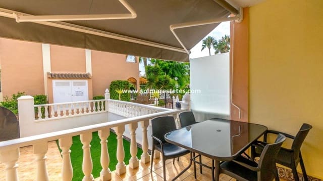 3 Zimmer Haus zu verkaufen in Playa Flamenca, Orihuela mit Pool - 285.000 € (Ref: 9517971)