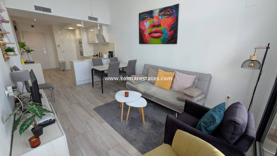 3 Zimmer Villa zu verkaufen in Cabo Roig mit Pool - 450.000 € (Ref: 9521777)