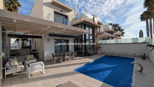 3 Zimmer Villa zu verkaufen in Cabo Roig, Orihuela mit Pool - 450.000 € (Ref: 9521777)