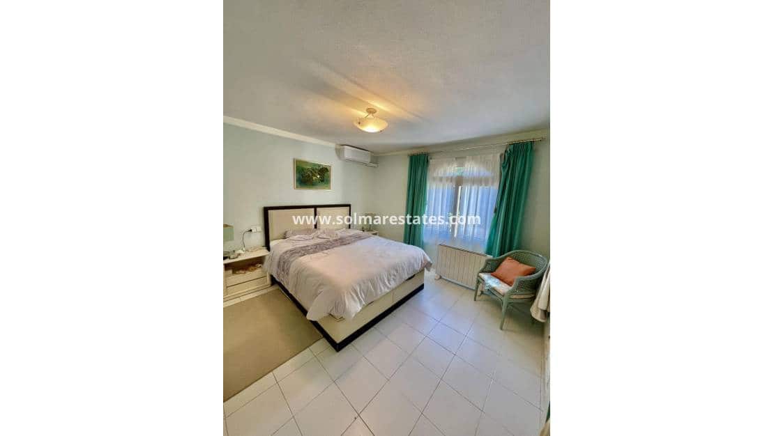 3 chambre Villa/Maison à vendre à Villamartin - 675 000 € (Ref: 9528782)