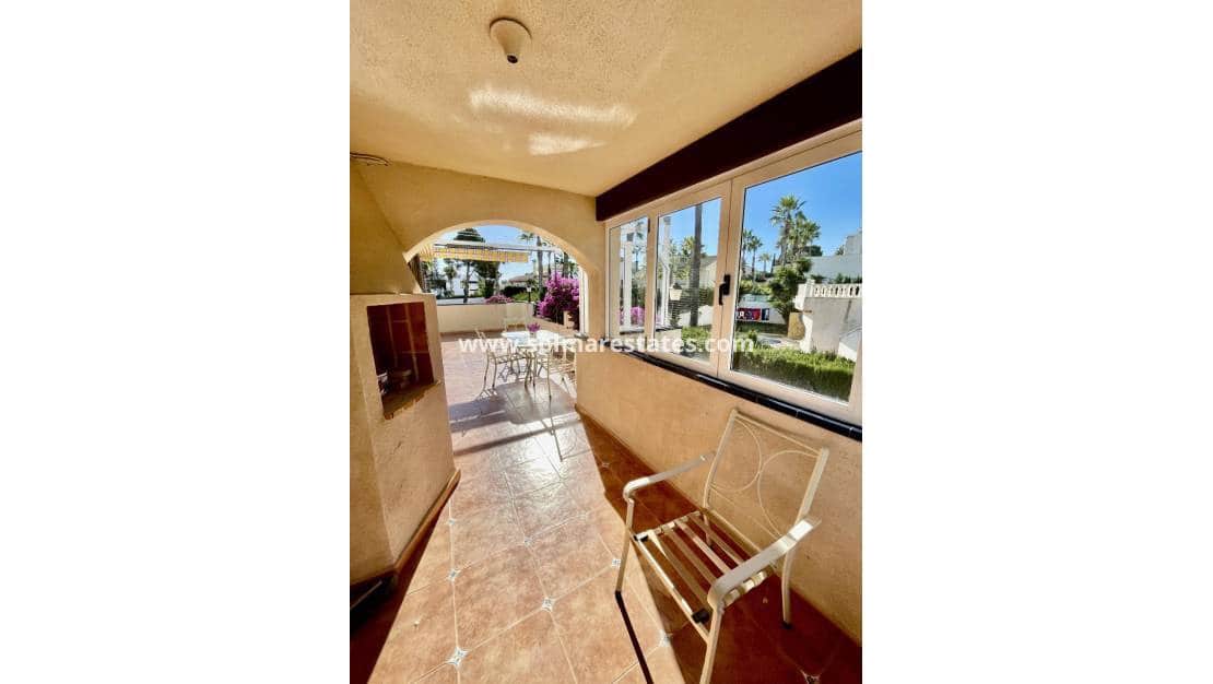 3 chambre Villa/Maison à vendre à Villamartin - 675 000 € (Ref: 9528782)