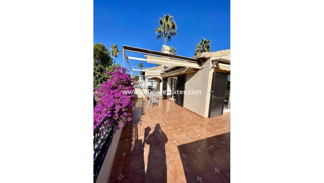 3 chambre Villa/Maison à vendre à Villamartin - 675 000 € (Ref: 9528782)