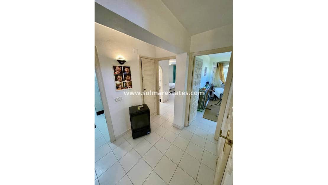 3 chambre Villa/Maison à vendre à Villamartin - 675 000 € (Ref: 9528782)