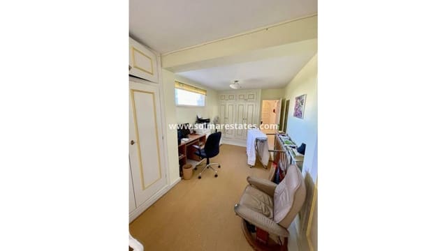 3 chambre Villa/Maison à vendre à Villamartin, Orihuela - 675 000 € (Ref: 9528782)