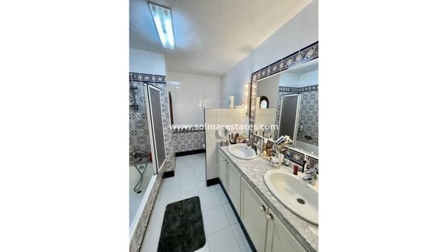 3 chambre Villa/Maison à vendre à Villamartin, Orihuela - 675 000 € (Ref: 9528782)