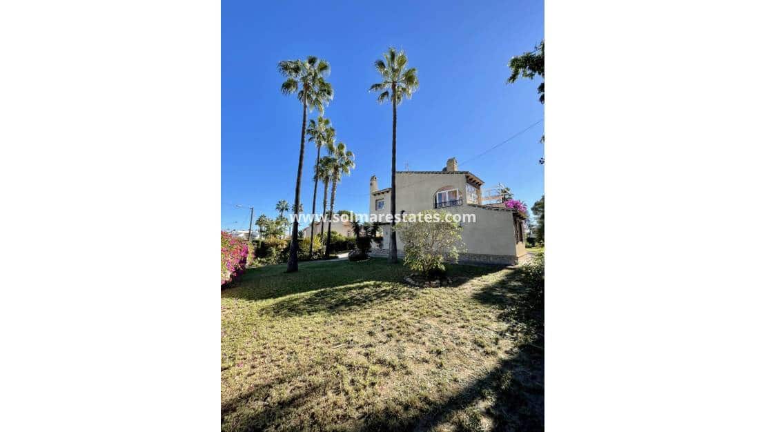 3 chambre Villa/Maison à vendre à Villamartin - 675 000 € (Ref: 9528782)