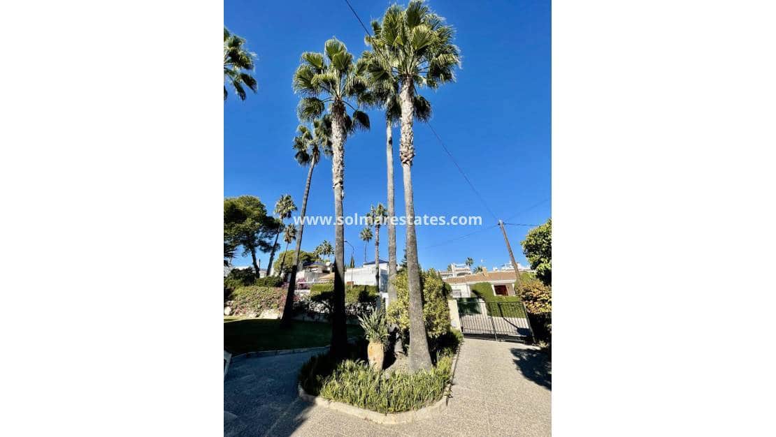 3 chambre Villa/Maison à vendre à Villamartin - 675 000 € (Ref: 9528782)