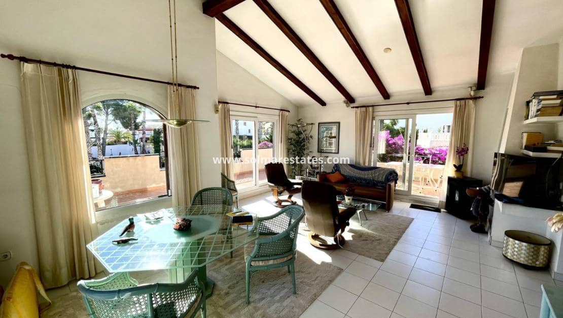 3 chambre Villa/Maison à vendre à Villamartin - 675 000 € (Ref: 9528782)