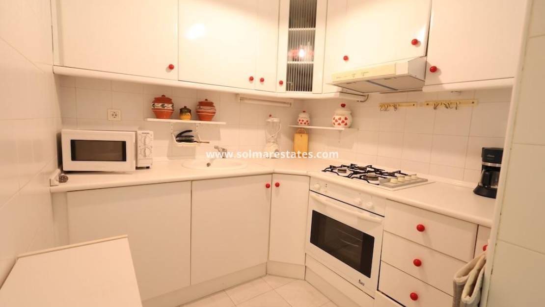 3 soveværelse Semi-Rækkehus til salg i La Florida - € 170.000 (Ref: 9532190)