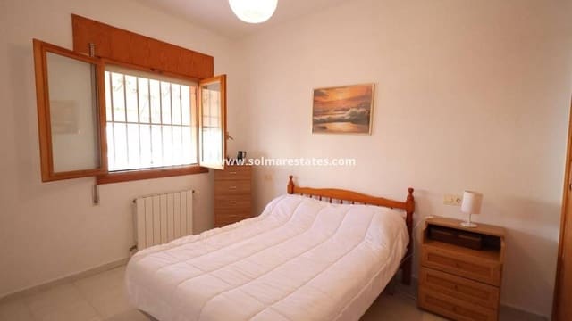 3 soveværelse Semi-Rækkehus til salg i La Florida, Orihuela - € 170.000 (Ref: 9532190)