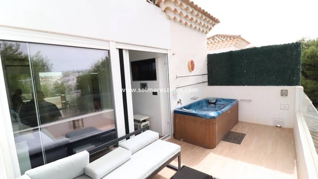 3 soverom Villa til salgs i Campoamor med svømmebasseng - € 430 000 (Ref: 9532191)