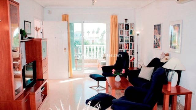 2 Zimmer Apartment zu verkaufen in Playa Flamenca, Orihuela mit Pool - 227.000 € (Ref: 9532637)