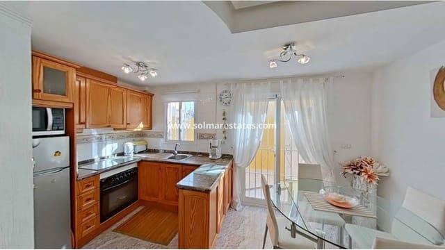 Pareado de 2 habitaciones en Cabo Roig, Orihuela en venta con piscina - 225.000 € (Ref: 9538890)