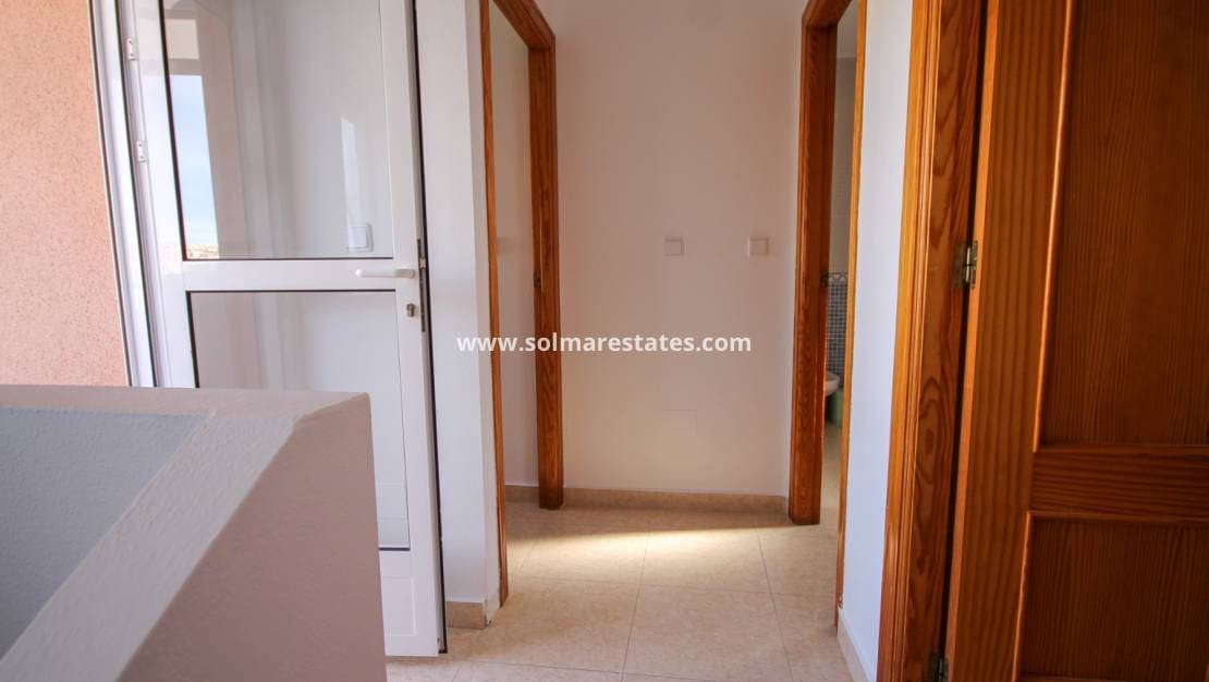 Apartamento de 3 habitaciones en Villamartin en venta con piscina - 175.000 € (Ref: 9544023)